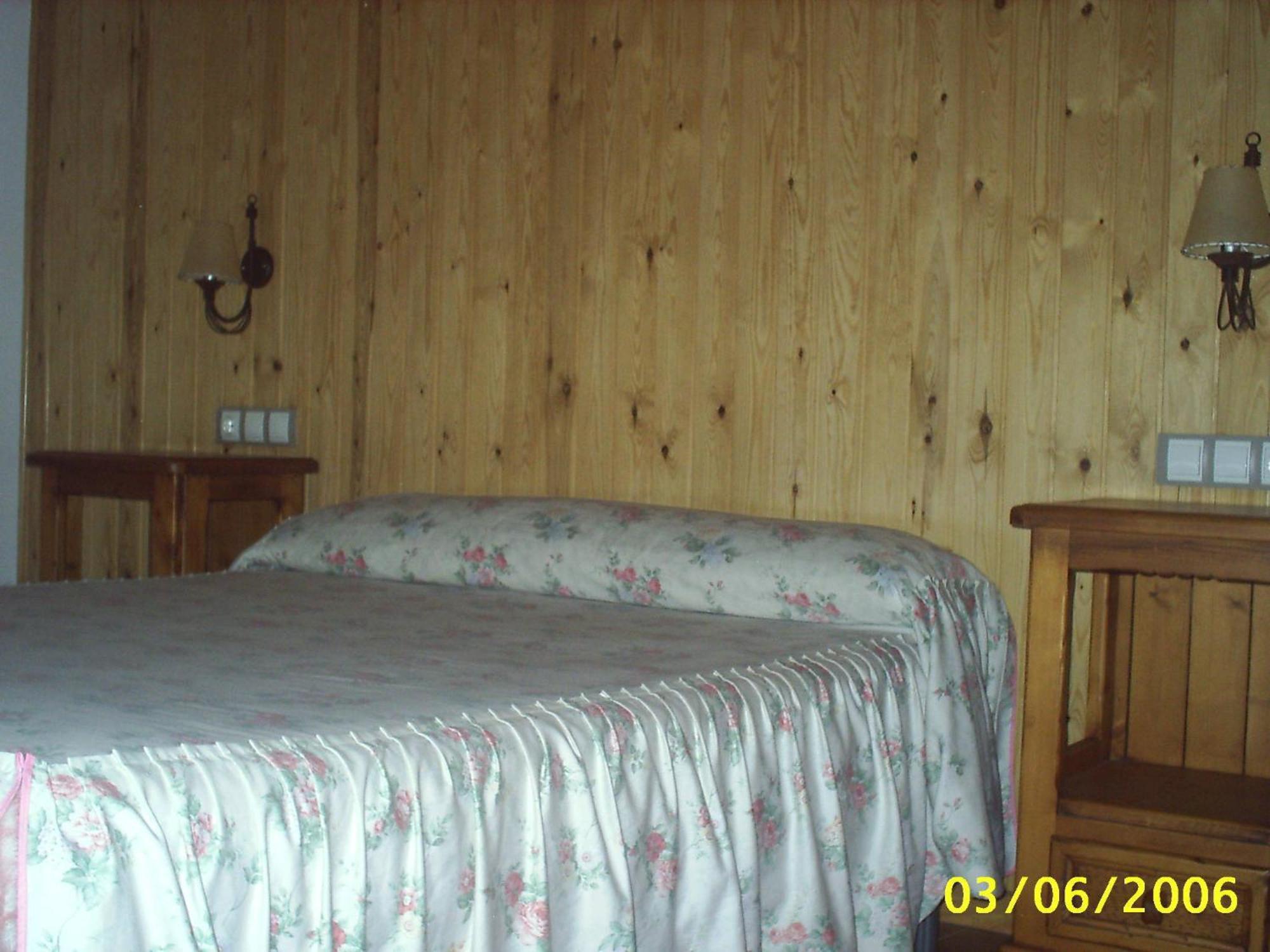 Apartamentos Gabarre ブロト エクステリア 写真
