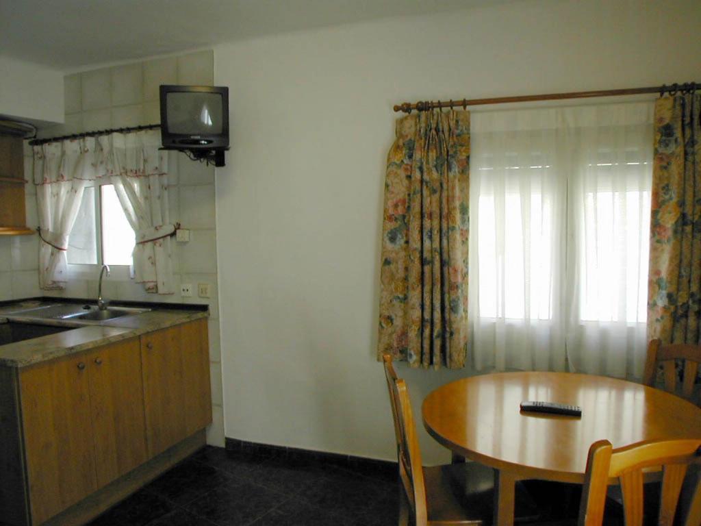 Apartamentos Gabarre ブロト エクステリア 写真