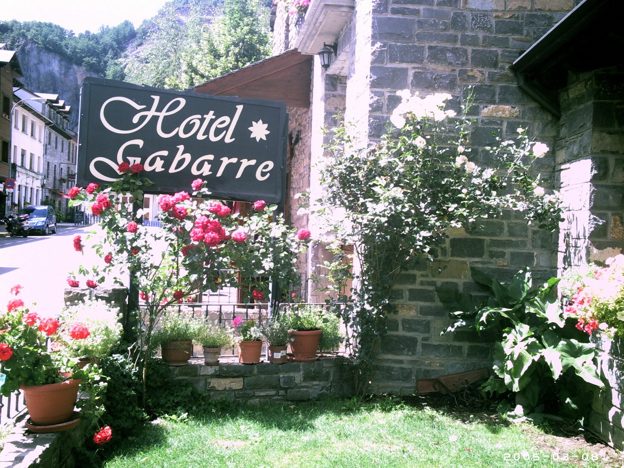 Apartamentos Gabarre ブロト エクステリア 写真